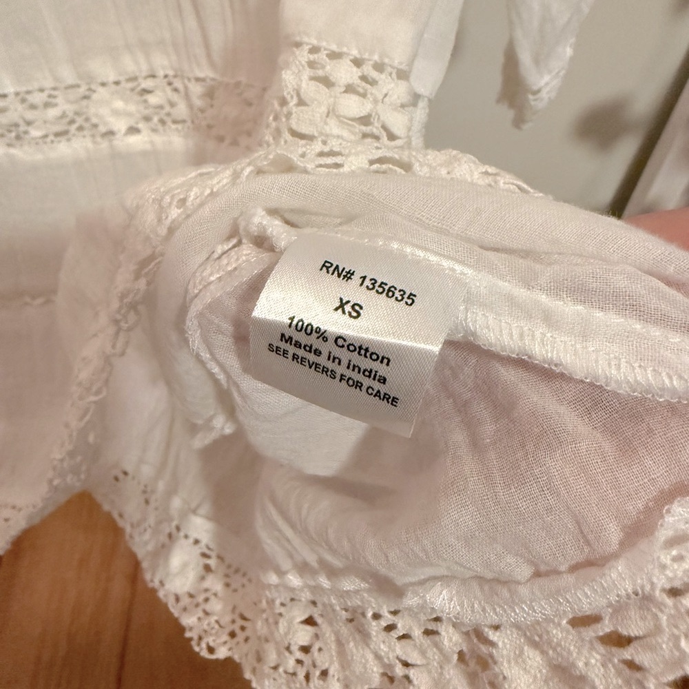 Love Sam White Cotton Eyelet Lace Blouse Top Shirt Short Sleeve Boho Size XS - Picture 7 of 7